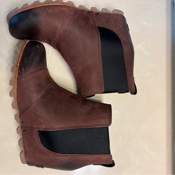 SOREL Joan of Arctic chelsea brown waterproof leather wedge boots size 11 - Picture 10 of 12